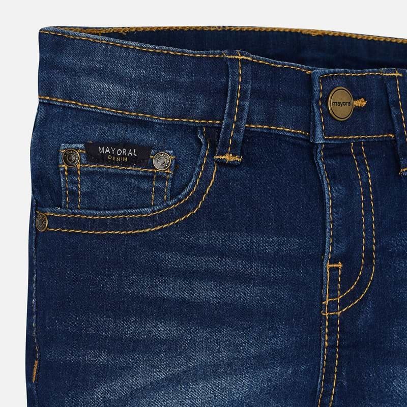 Bermuda de mezclilla con algodón sostenible para niño color 82 Oscuro SKU 237