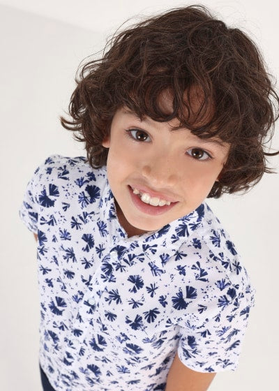 Camisa de manga corta con estampado de algodón para chico Sku 6112 Color 67 Bco-Marino