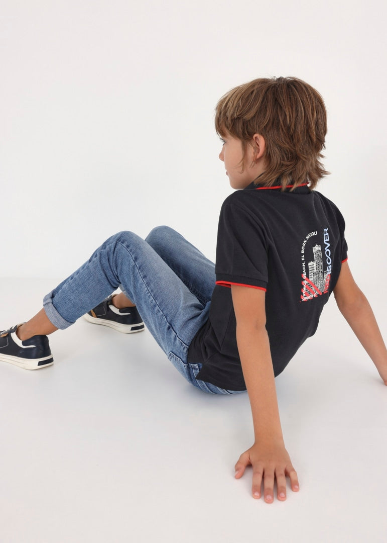 Polo con motivo estampado de algodón sostenible para chico MAYORAL Ref. 23/6108/57 Negro