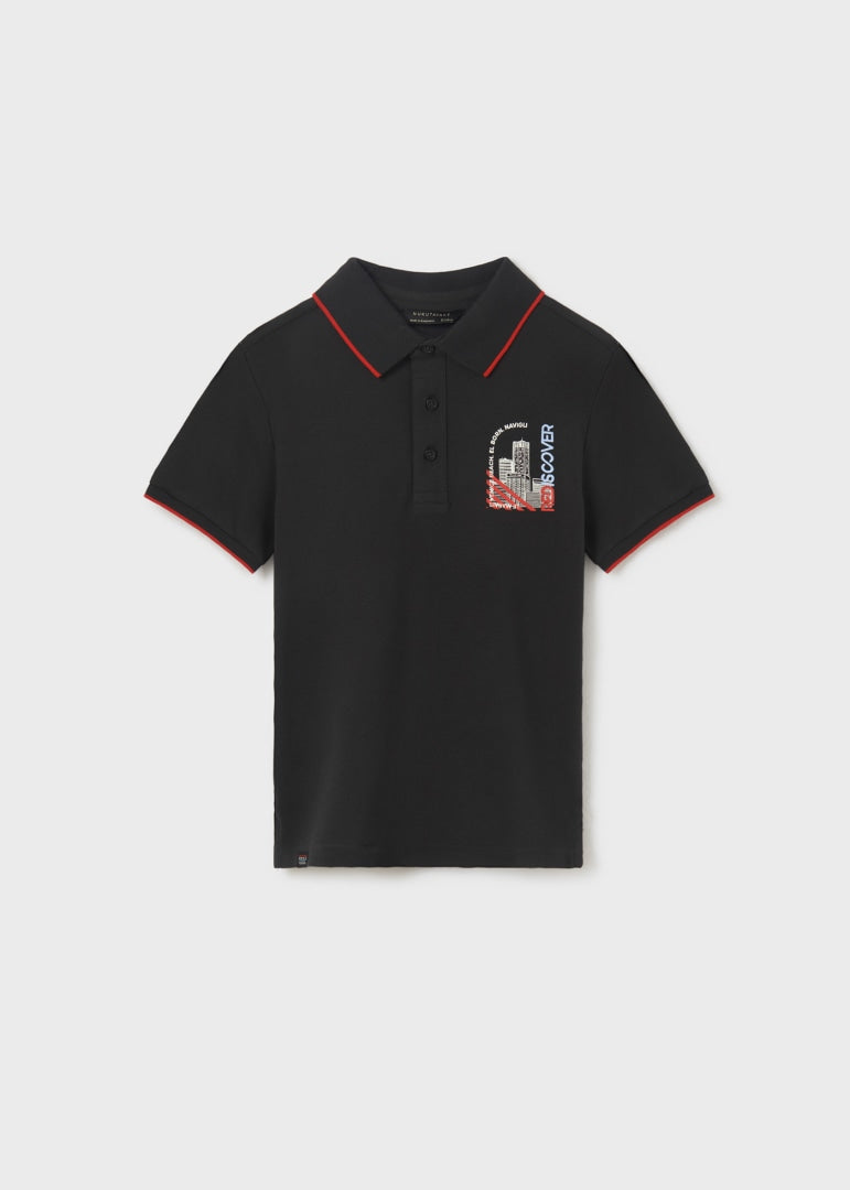 Polo con motivo estampado de algodón sostenible para chico MAYORAL Ref. 23/6108/57 Negro