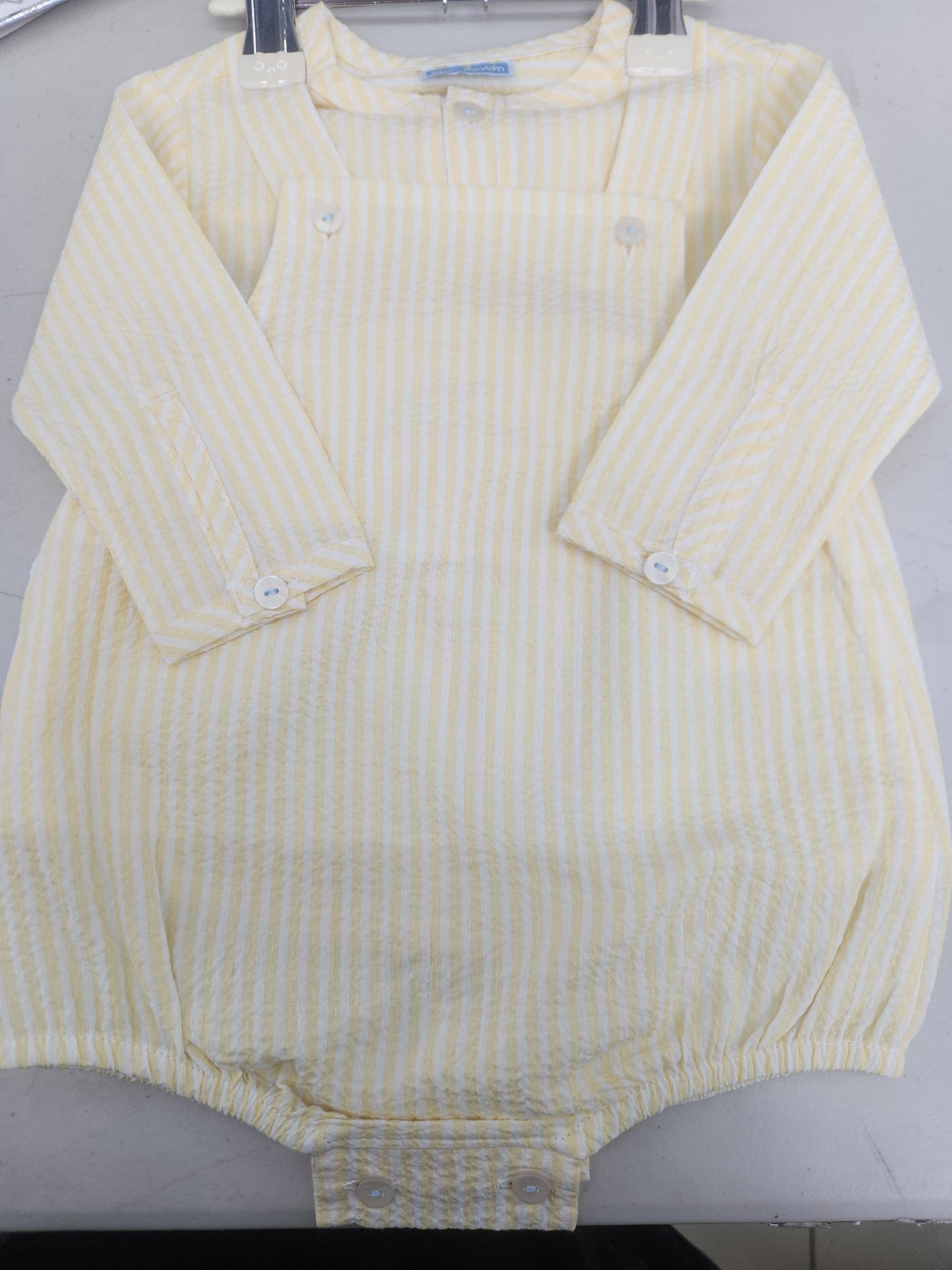 9300 conjunto 2pzas (pelele y blusa)Macilusion