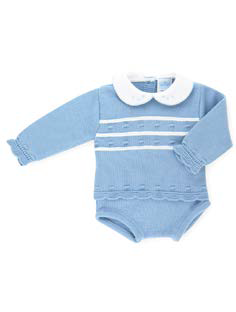 Conjunto tricot con textura suave