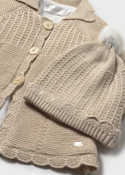 Abrigo y gorro tricot