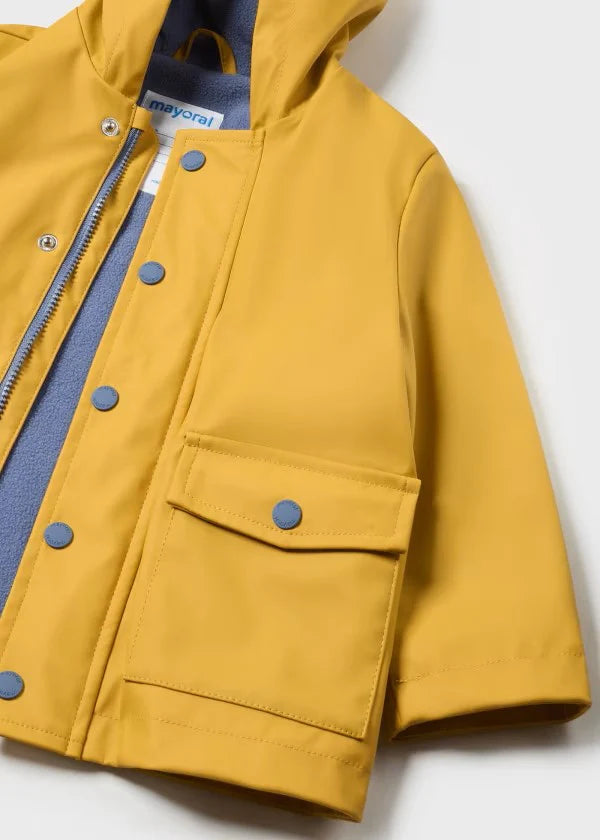 Parka engomada