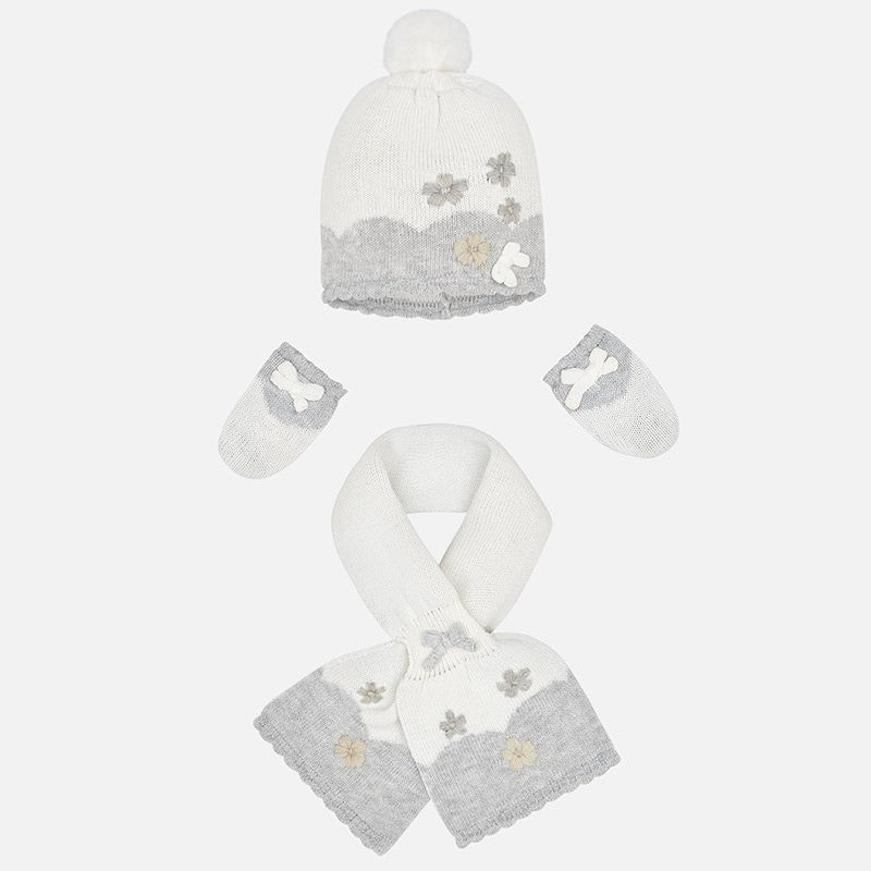 Conjunto Gorro Bufanda Guantes Bebe MAYORAL SKU 9901 Color 95 Crudo