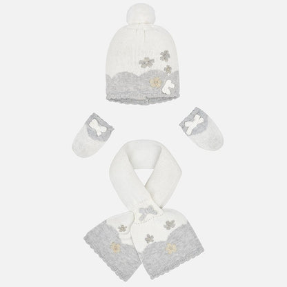Conjunto Gorro Bufanda Guantes Bebe MAYORAL SKU 9901 Color 95 Crudo