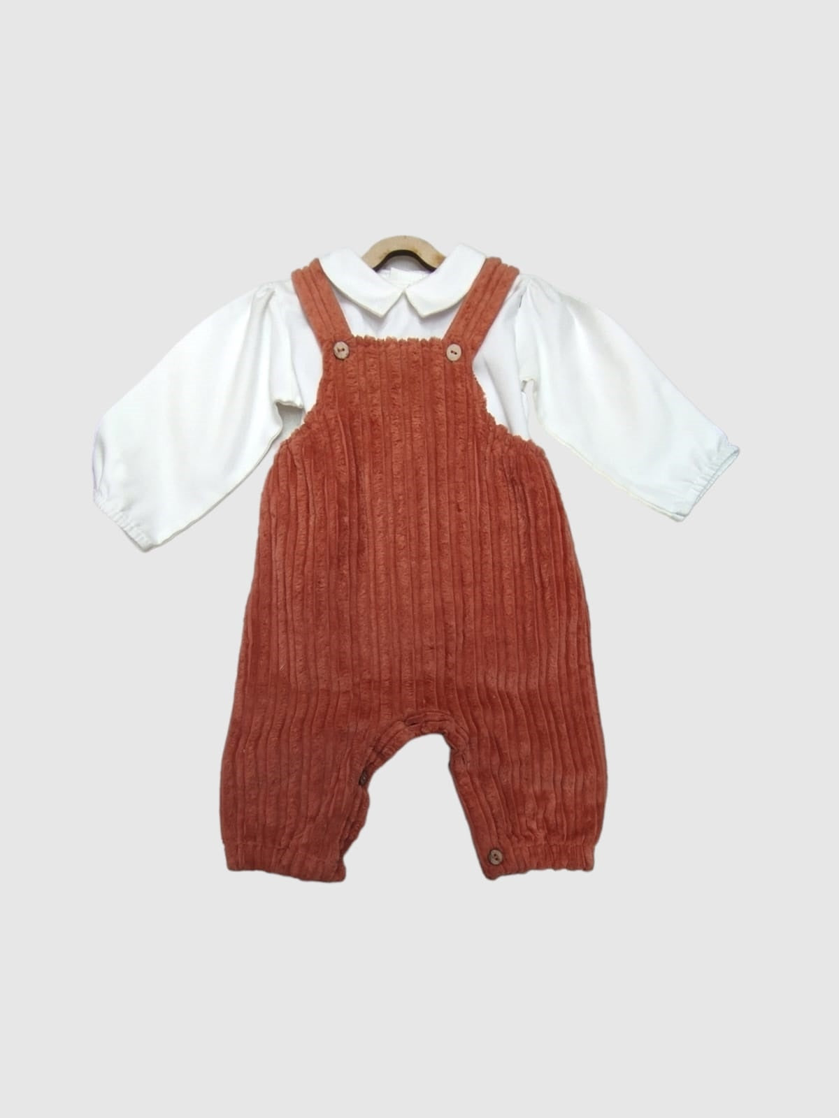 Peto de pana y camisa para bebé niño MAC ILUSION Ref. 7921/74 Arcilla