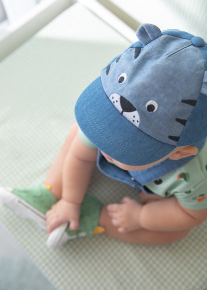 Gorra con motivo estampado de algodón para recién nacido Art. 23-09608-042 Tejano