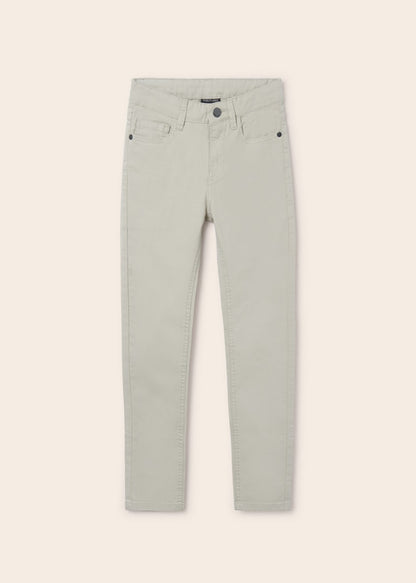 Pantalón slim fit de algodón sostenible para chico MAYORAL Ref. 23/520/10 Arroz