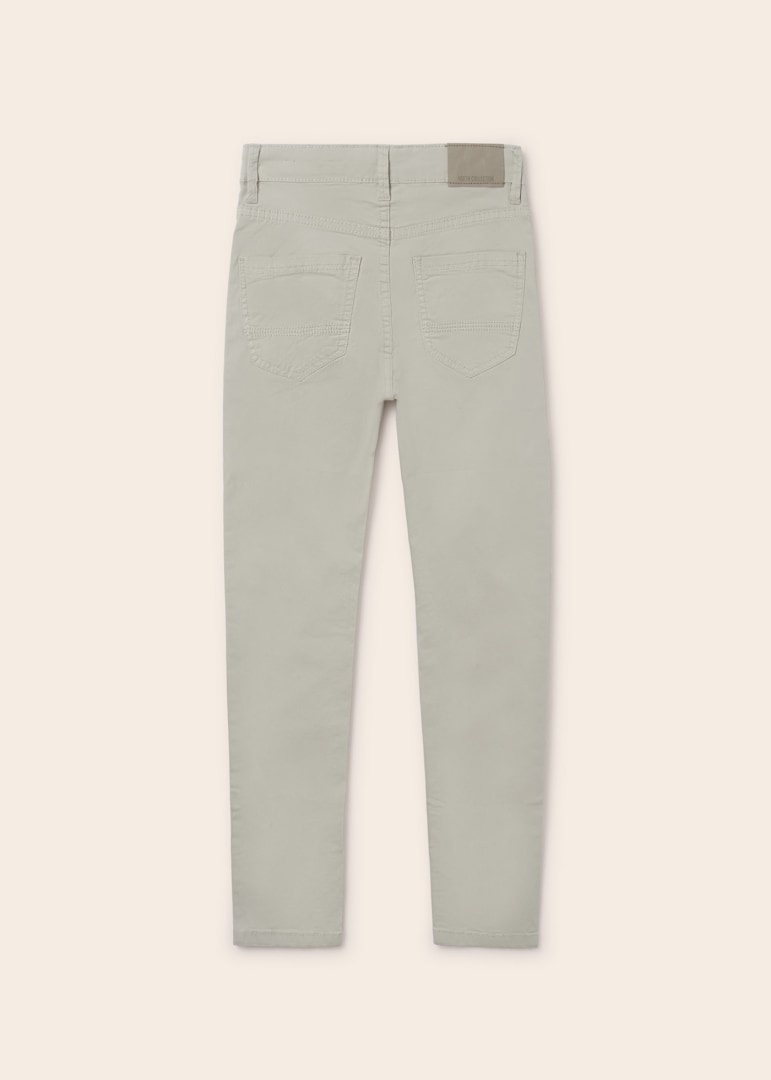 Pantalón slim fit de algodón sostenible para chico MAYORAL Ref. 23/520/10 Arroz