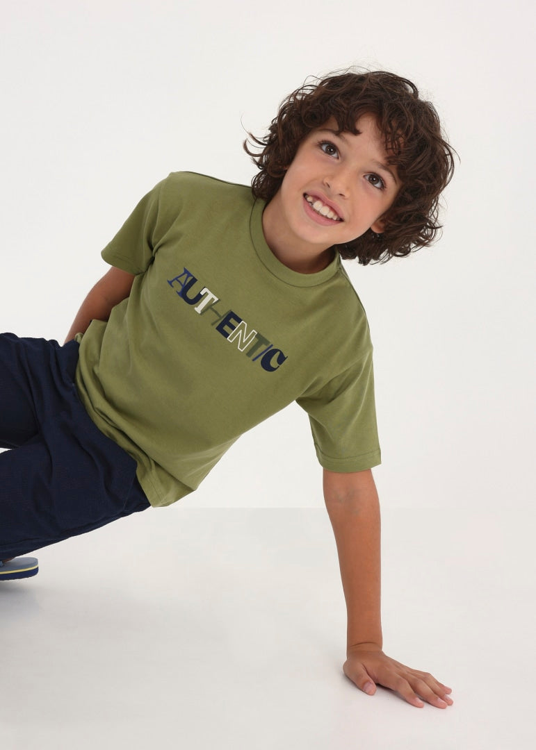 Playera con motivo estampado de algodón sostenible para chico Art. 23-00840-015 Hoja