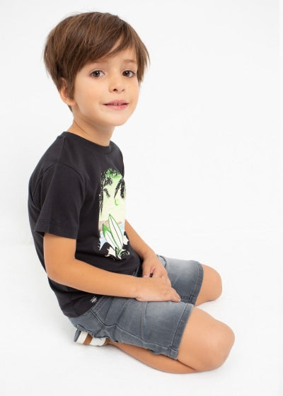 Playera con motivo estampado de algodón sostenible para niño Sku 3020 Color 33 Negro