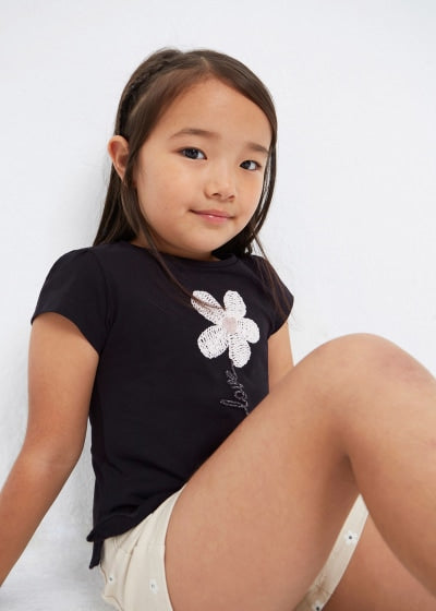 Playera manga corta con motivo bordado de algodón para niña Sku 3060 Color 64 Negro