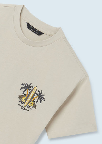 Playera skater fit de algodón sostenible para chico MAYORAL Ref. 23/6086/61 Crema