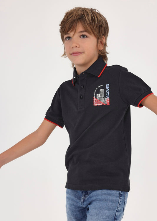 Polo con motivo estampado de algodón sostenible para chico MAYORAL Ref. 23/6108/57 Negro
