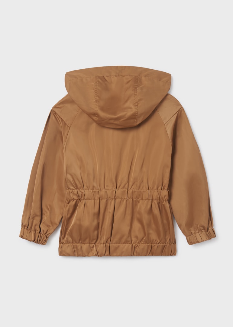 Rompevientos con capucha para chica MAYORAL Ref. 23/6438/75 Caramelo