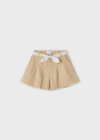 Short con cinturón estampado de algodón sostenible para niña Art. 23-03209-082 Tostado