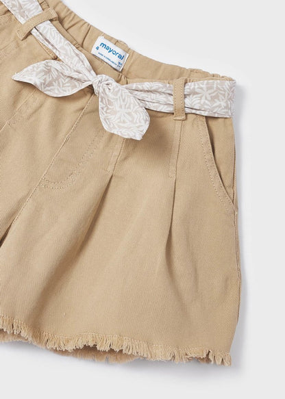 Short con cinturón estampado de algodón sostenible para niña Art. 23-03209-082 Tostado