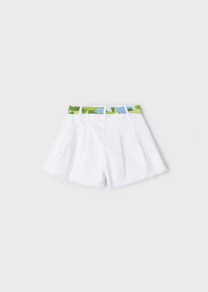 Short con cinturón estampado de algodón sostenible para niña Art. 23-03209-083 Blanco
