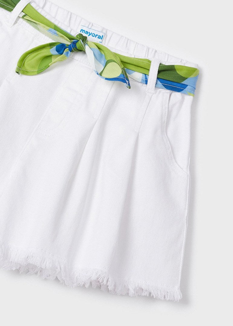 Short con cinturón estampado de algodón sostenible para niña Art. 23-03209-083 Blanco