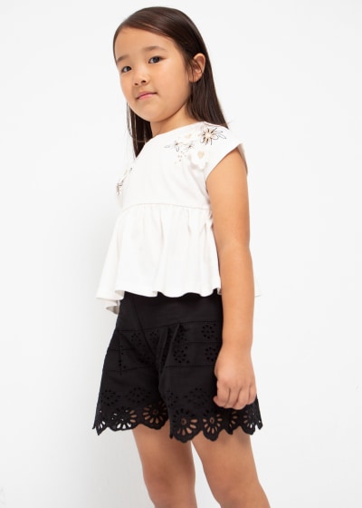 Short con motivo perforado de algodón para niña Sku 3204 Color 29 Negro