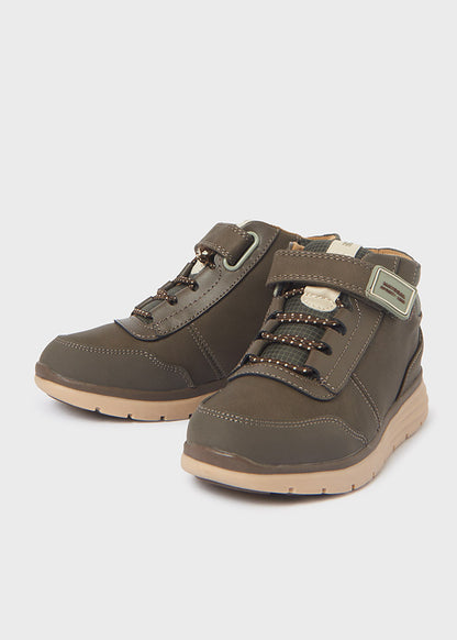 Botin outdoor urbano Taupe SKU-48343