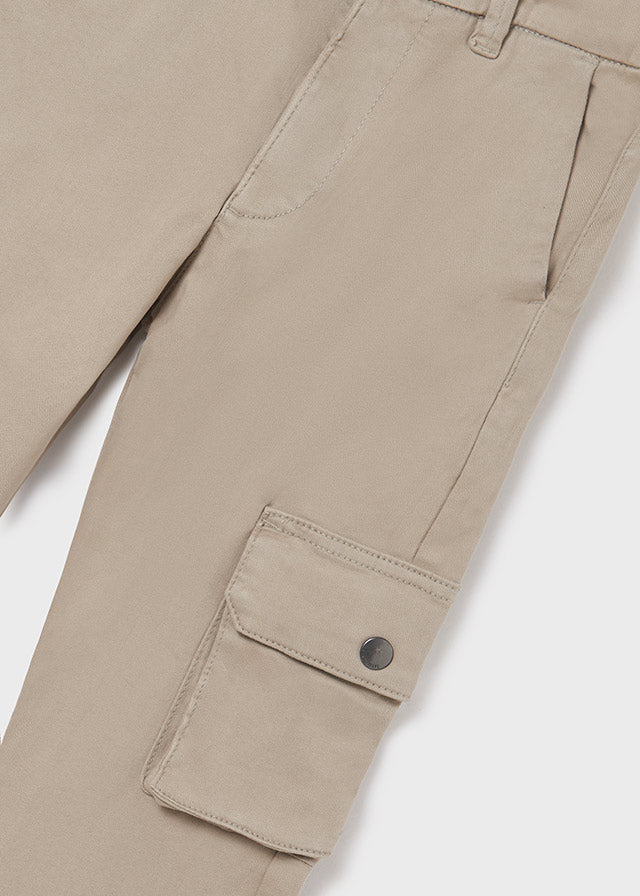 Pantalón chino cargo fit para chico Sku 7576 Color 27 Caliza