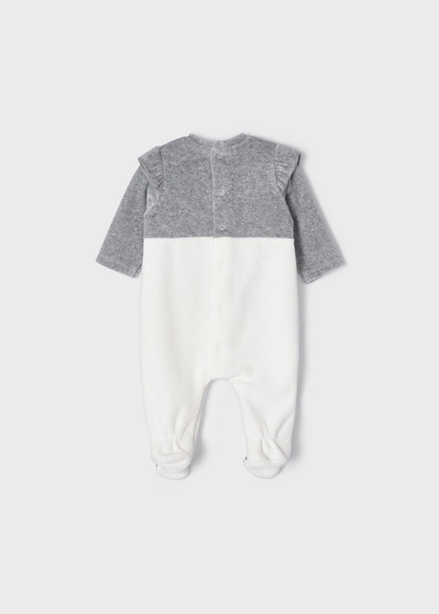 Pijama de punto aterciopelado para recién nacido MAYORAL ECOFRIENDS Ref. 12/2612/35 Fog vig