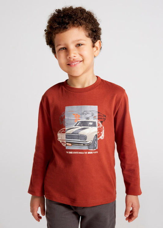 Playera manga larga con gráfica coche para niño SKU-4010 Color 47 Ladrillo